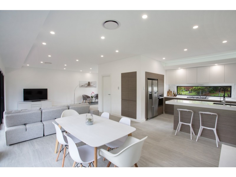 6 Taylor Place, Ermington NSW 2115