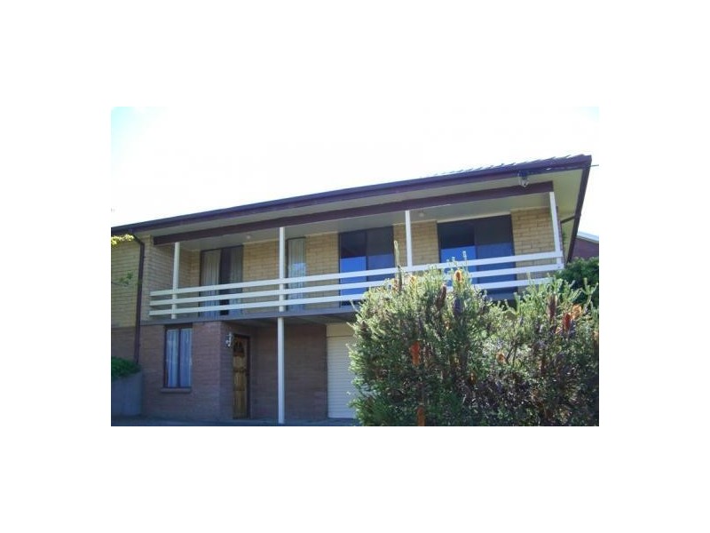 2 Whitford Grove, Trevallyn TAS 7250