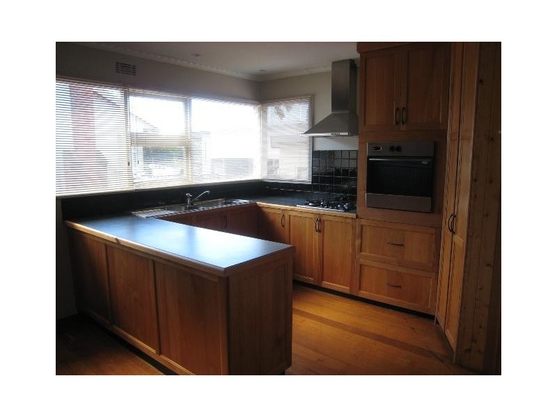 303 Peel Street West, Summerhill TAS 7250