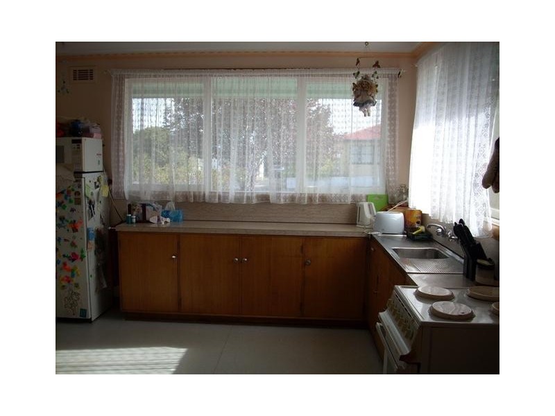 1 Tompsons Lane, Newnham TAS 7248