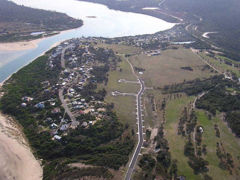 .. Swanwick Estate, Coles Bay TAS 7215