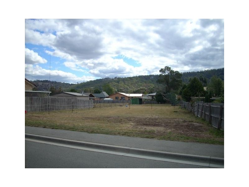 16 Kipling Crescent, Hadspen TAS 7290