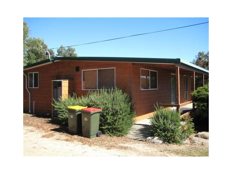 18 Freycinet Drive, Coles Bay TAS 7215