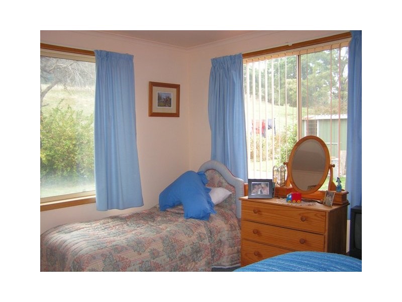 2 Augustus Street, Beauty Point TAS 7270