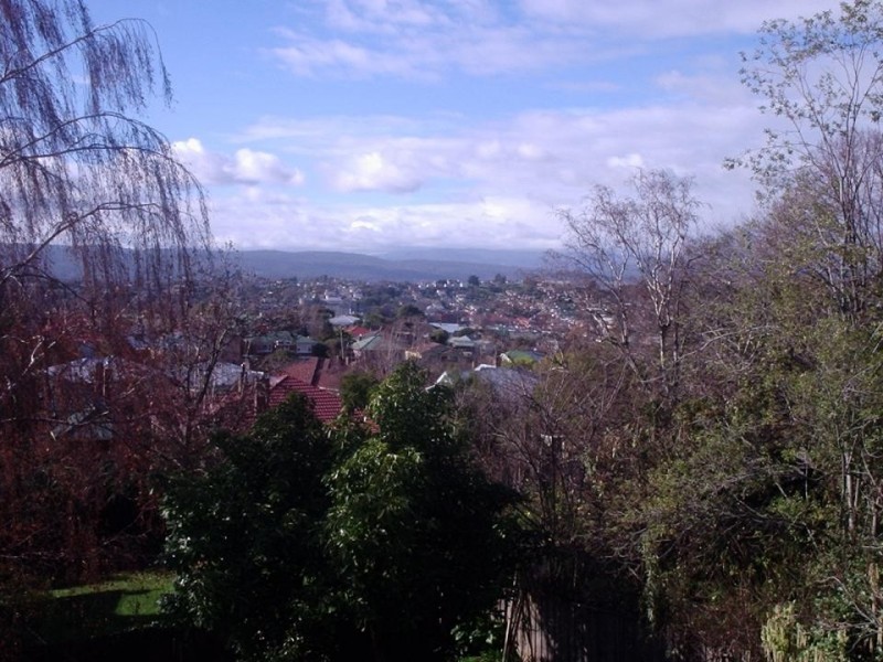 1 Neika Avenue, West Launceston TAS 7250