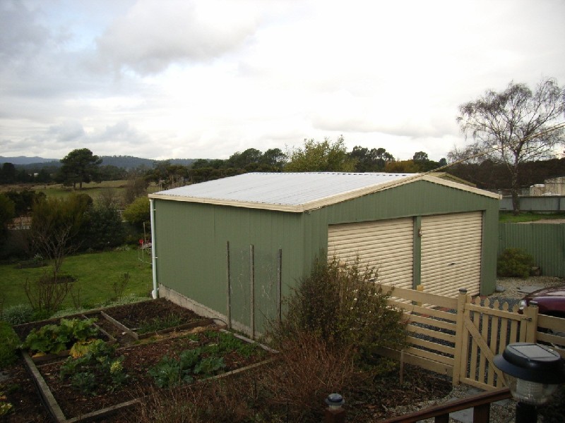 8 Bell Street, Beaconsfield TAS 7270