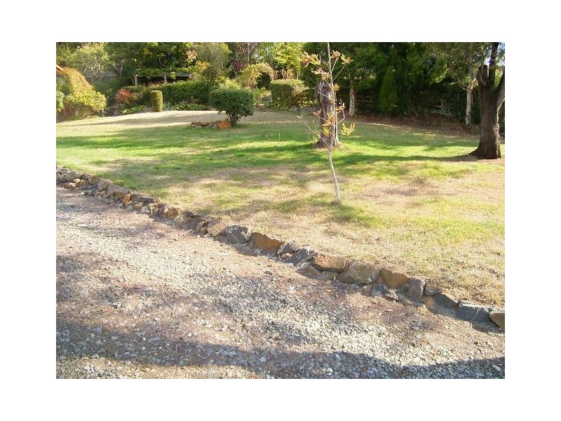 Newstead TAS 7250