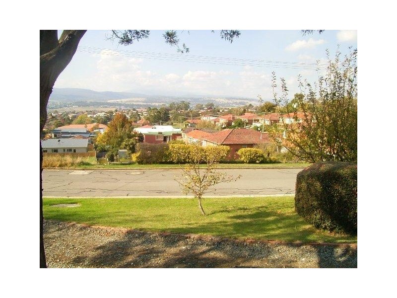 Newstead TAS 7250