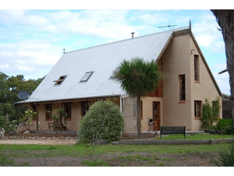 173 Tully Street, St Helens TAS 7216