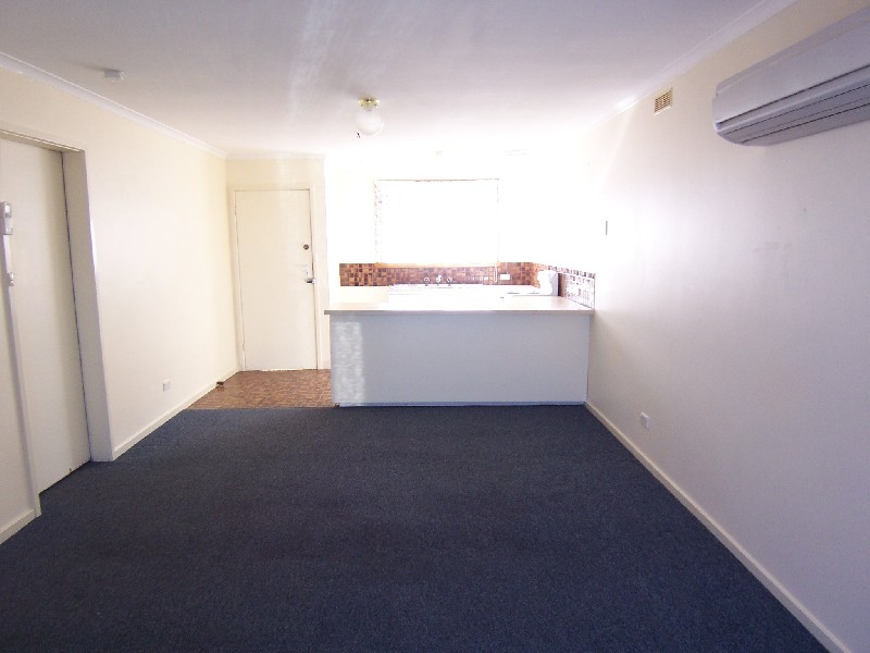 3/10 Teal Court, Newnham TAS 7248