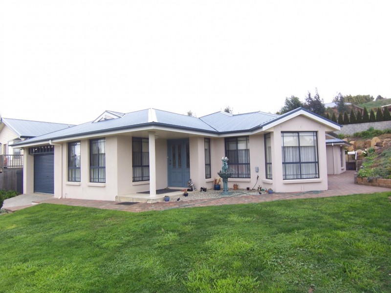 290 Penquite Road, Norwood TAS 7250