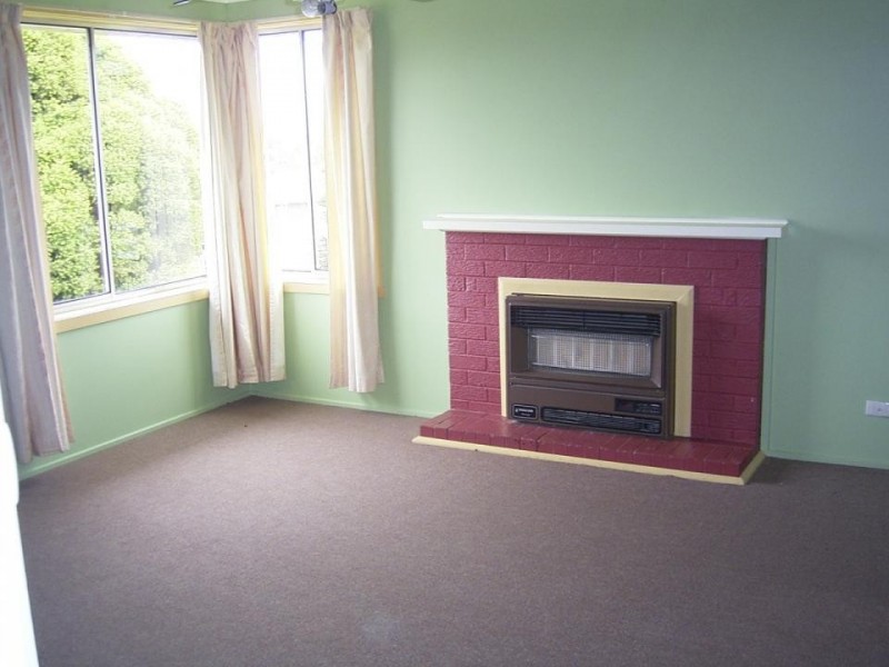 4 Emerald Place, Ravenswood TAS 7250