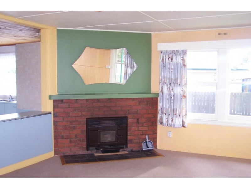 1 Swan Point Esplanade, Swan Point TAS 7275