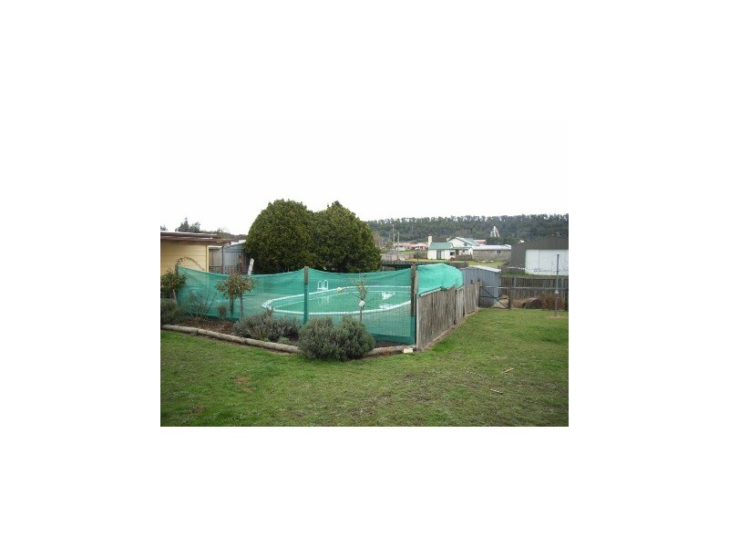 13 Archer Street, Beaconsfield TAS 7270