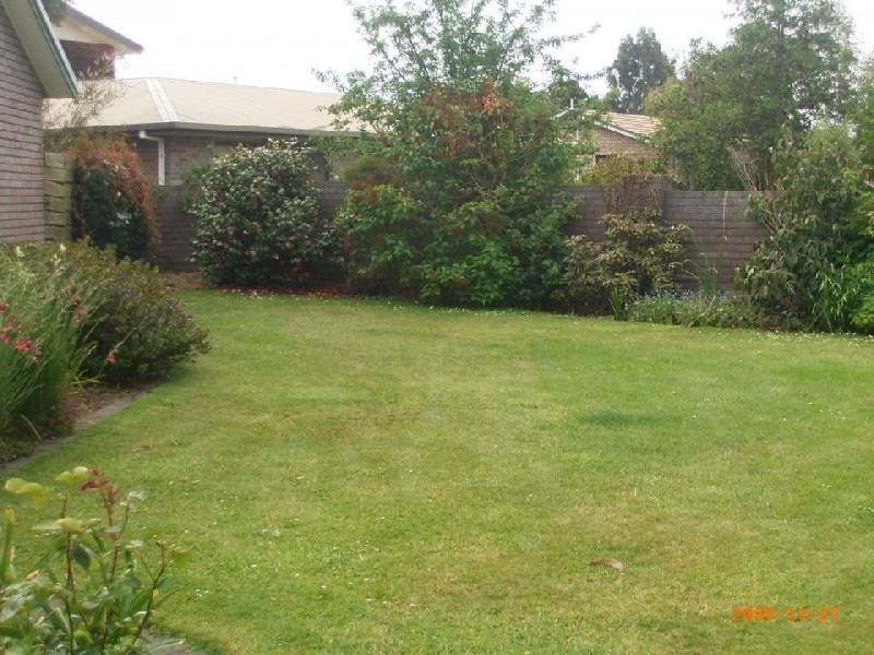 16 Cromwell Street, Perth TAS 7300