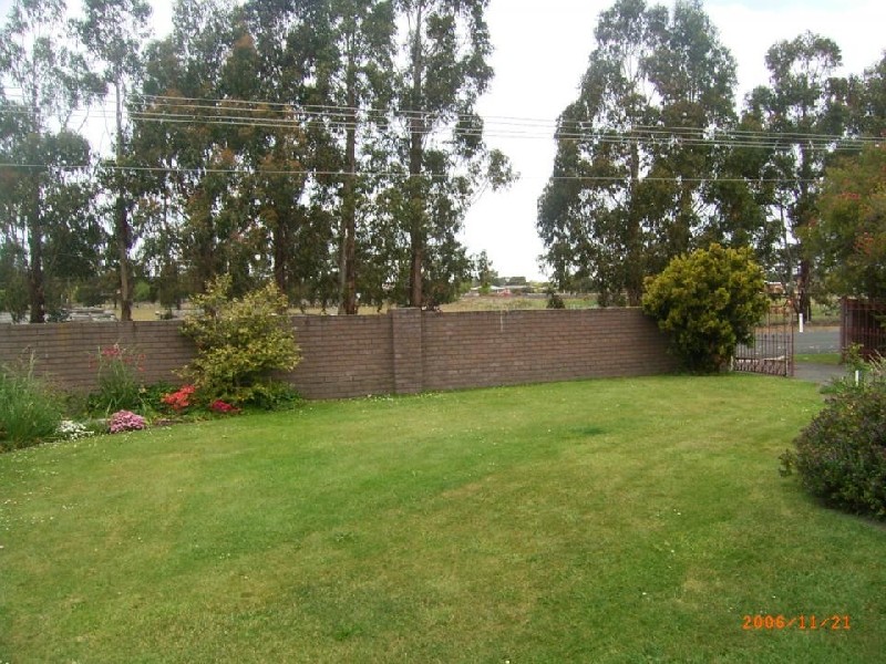 16 Cromwell Street, Perth TAS 7300