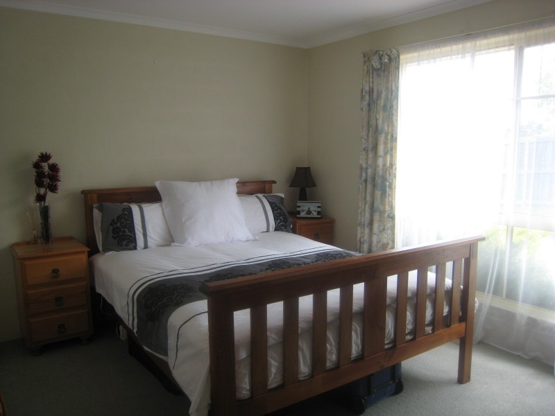 2/56 Alanvale Road, Newnham TAS 7248