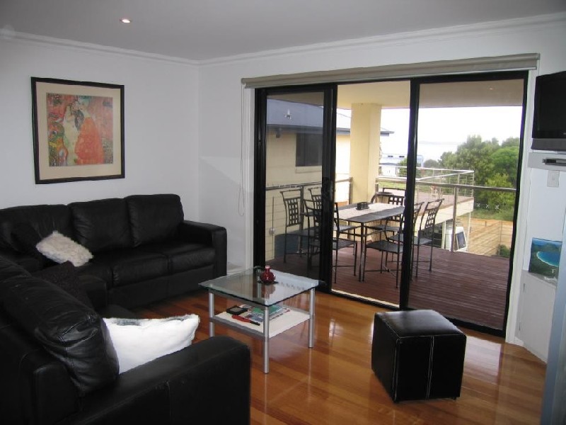 26 Oyster Bay Court, Coles Bay TAS 7215