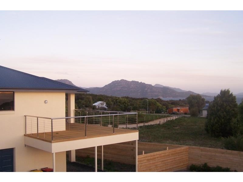 26 Oyster Bay Court, Coles Bay TAS 7215
