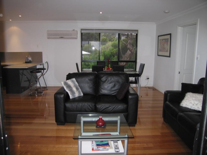 26 Oyster Bay Court, Coles Bay TAS 7215