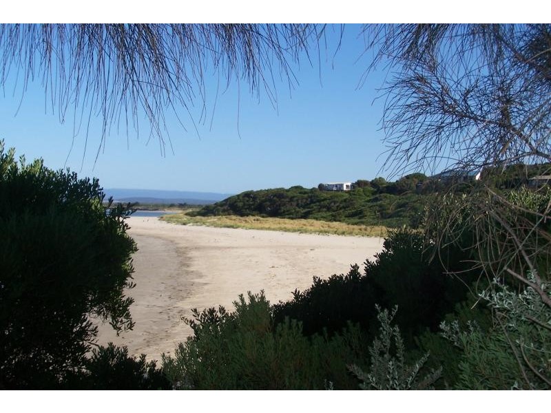 26 Oyster Bay Court, Coles Bay TAS 7215