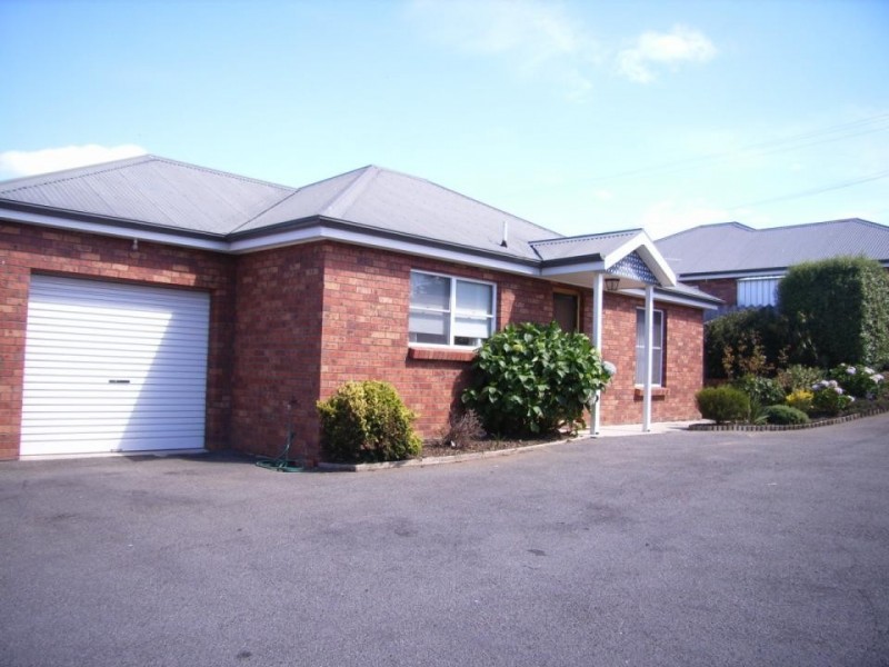 2/11 Collins Street, Evandale TAS 7212