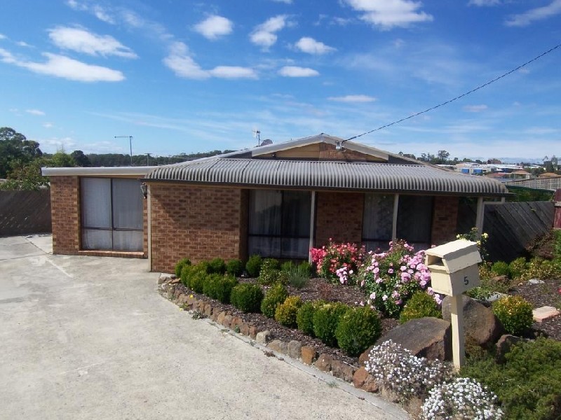 5 Sarah Court, Summerhill TAS 7250