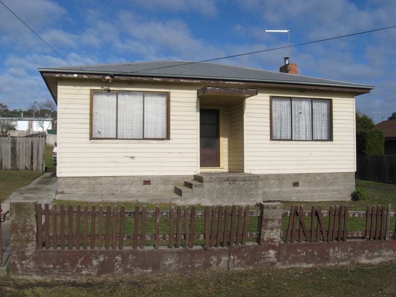 35 Napier Street, Beauty Point TAS 7270