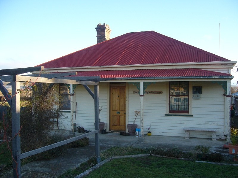 18 Arthur Street, Avoca TAS 7213
