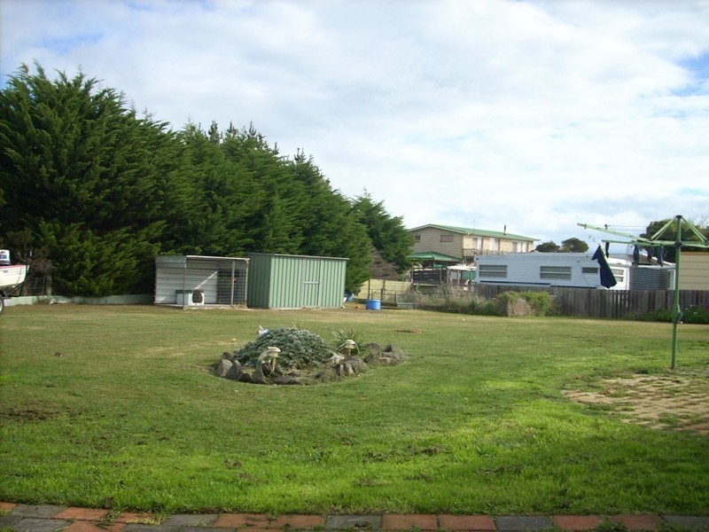 Lulworth TAS 7252