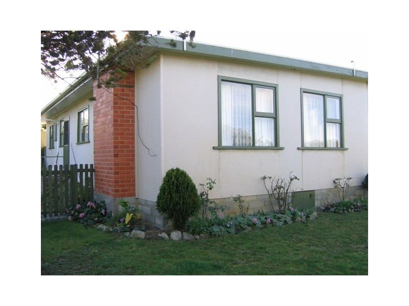 187 Tasman Highway, Beaumaris TAS 7215