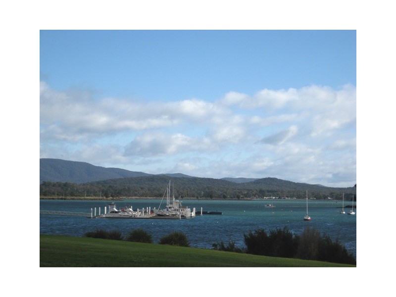 32 Esplanade South, George Town TAS 7253