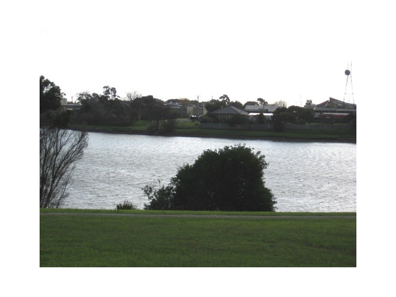 32 Esplanade South, George Town TAS 7253