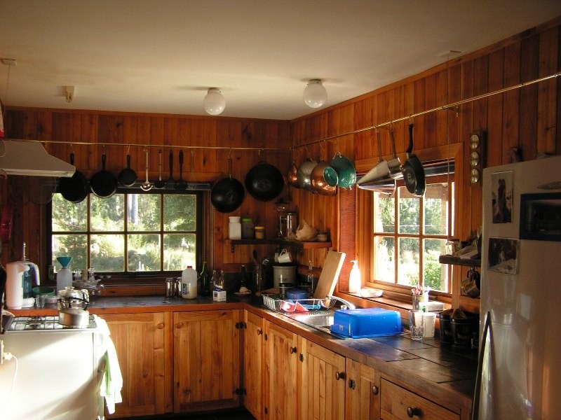 Golden Valley TAS 7304