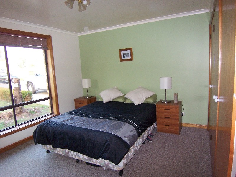 24 Leeander Crescent, Ravenswood TAS 7250