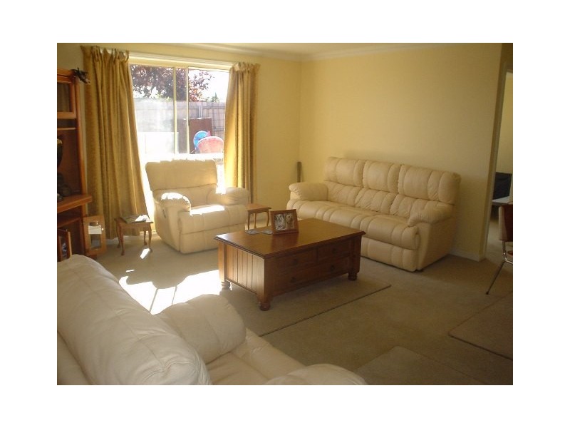 1/81 Tompsons Lane, Newnham TAS 7248