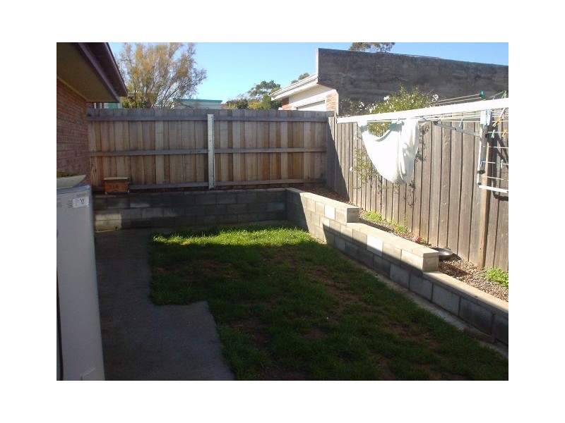 1/81 Tompsons Lane, Newnham TAS 7248