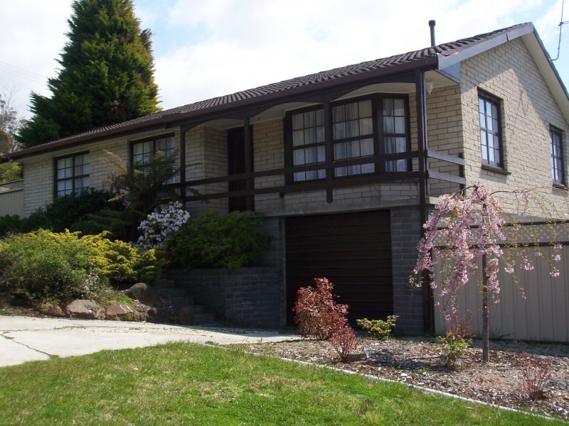 20  Woolston Street, Trevallyn TAS 7250