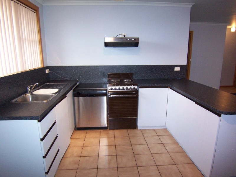 1/143 Peel Street, Summerhill TAS 7250