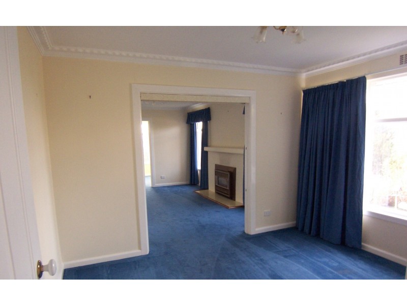 9 Delungra Avenue, Trevallyn TAS 7250