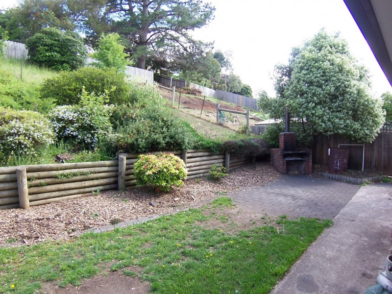 31 Parklands Parade, Newnham TAS 7248