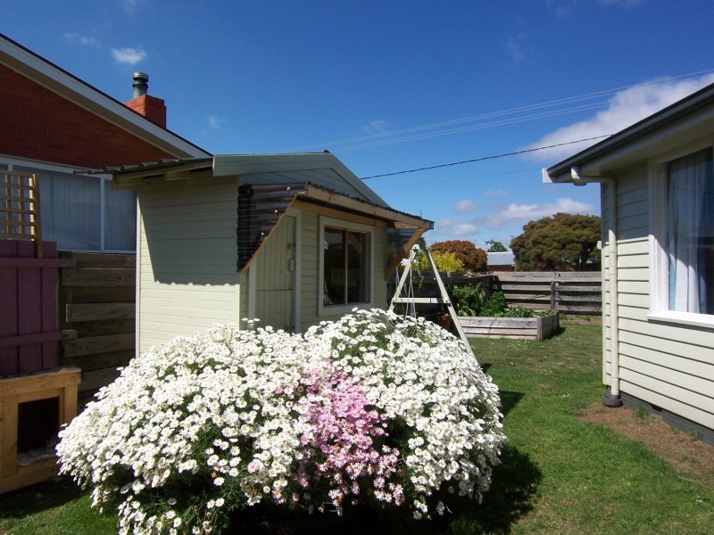 2 Dillon Place, Ravenswood TAS 7250