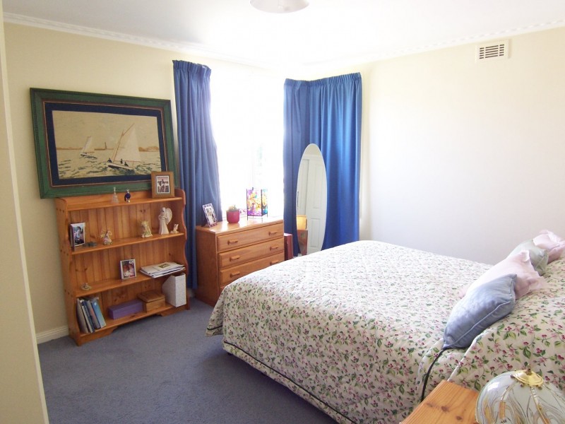 2 Dillon Place, Ravenswood TAS 7250