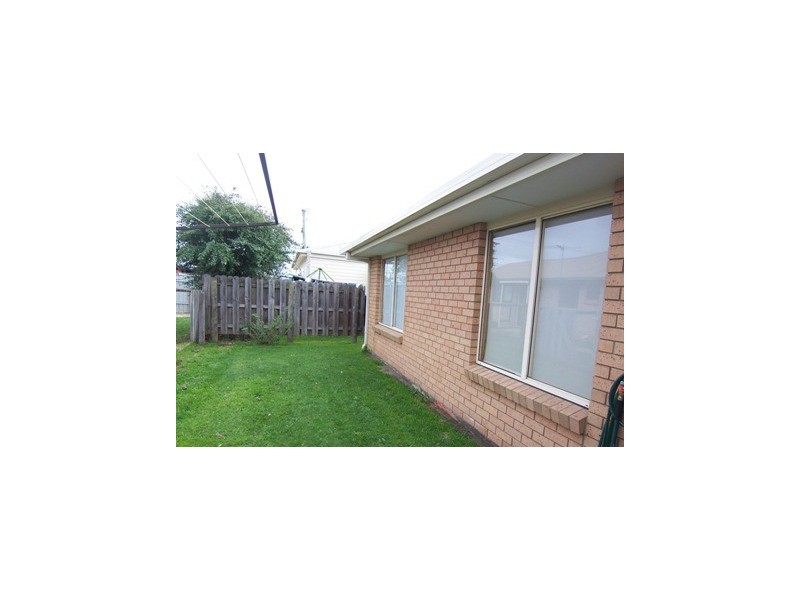 2/3 Foch Street, Mowbray TAS 7248