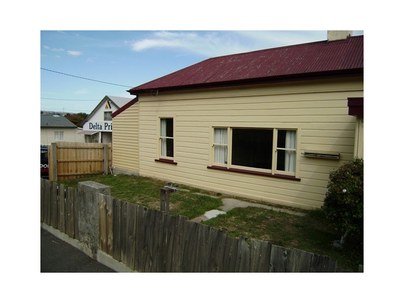 2/218 Invermay Road, Invermay TAS 7248