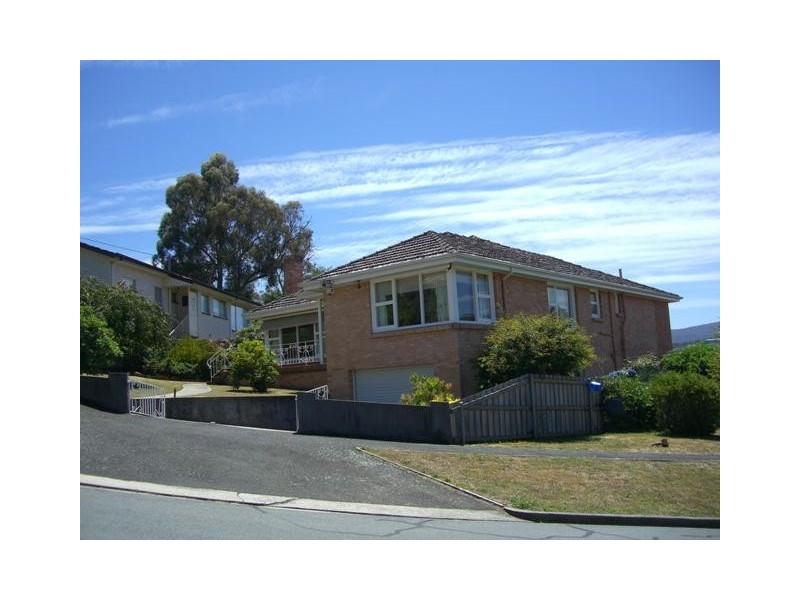 15 Barossa Place, Norwood TAS 7250