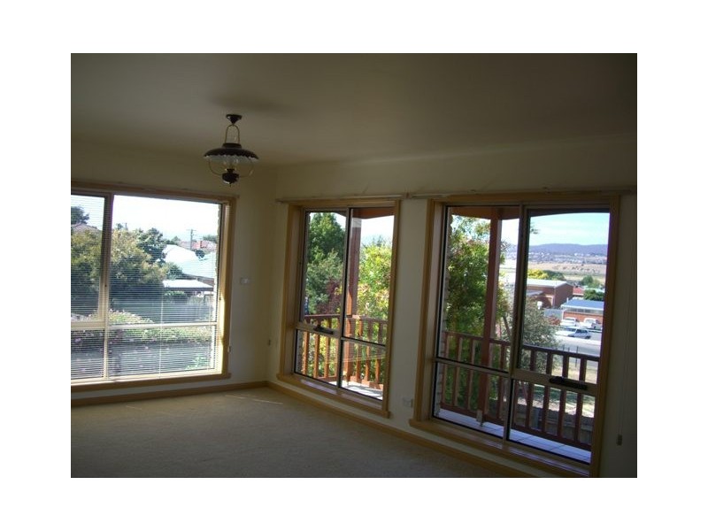 1/284 West Tamar Road, Riverside TAS 7250