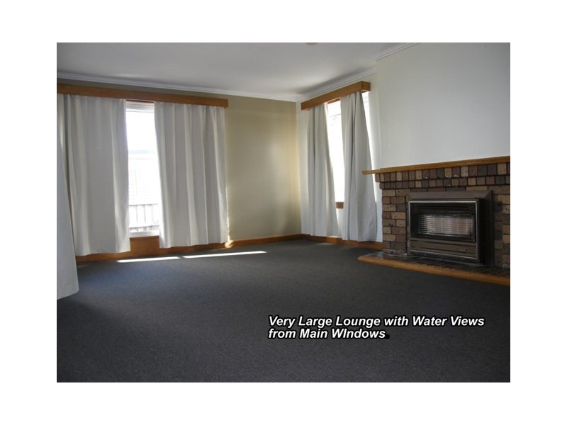 25 Esplanade North, George Town TAS 7253