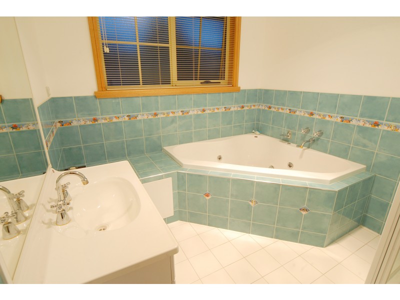 Blackstone Heights TAS 7250