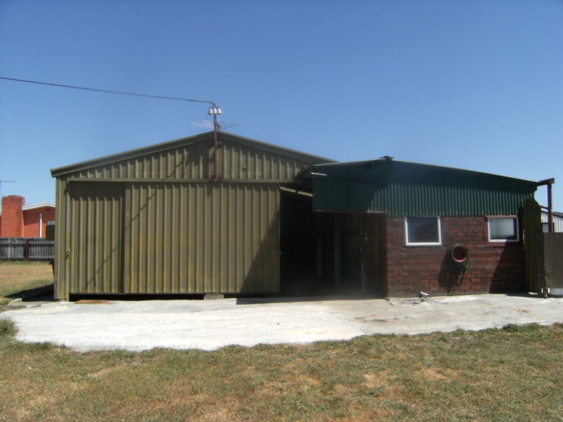 Perth TAS 7300